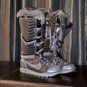 Nike Retro Fur Boots